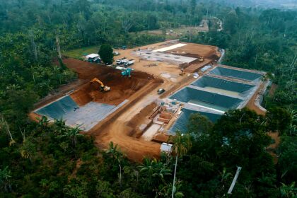 energi baru terbarukan berbasis panas bumi atau Pembangunan Pembangkit Listrik Tenaga Panas Bumi (PLTP) di Ulubelu Gunung Tiga, Lampung dengan kapasitas 55 MW. Foto: Dok Pertamina