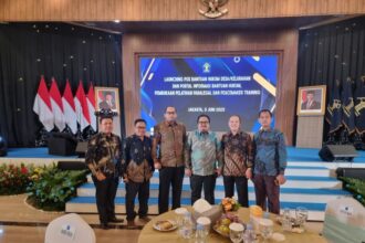 Sekjen Propindo (Perkumpulan Profesi Pengacara Indonesia), Heikal Safar, bersama para pengurus organisasi Advokat ternama di Indonesia saat menghadiri peluncuran Pos Bantuan Hukum (Posbankum) di 80.000 desa-kelurahan di Kantor Kementerian Hukum Republik Indonesia (Kemenkum RI) di Jalan H.R. Rasuna Said, Kuningan, Setiabudi, Jakarta Selatan, Kamis (5/6/2025). Foto: Ist