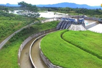 Tampak jaringan irigasi yang mendukung ketahanan pangan melalui sistem pengairan sawah. Foto: Dok Kementerian PU