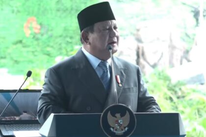 Presiden Prabowo Subianto membuka ajang Indo Defence Expo & Forum 2025 di JIExpo Kemayoran, Rabu (11/6/2025). Foto: ipol.id