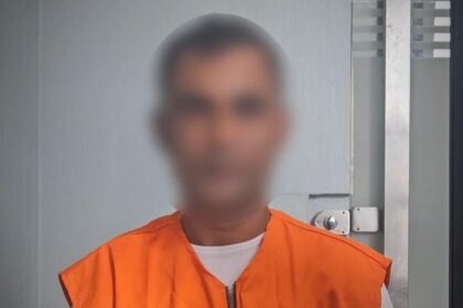 Warga Negara Asing (WNA) asal Bangladesh inisial MJU masuk wilayah Indonesia tanpa melalui Tempat Pemeriksaan Imigrasi resmi kini diamankan di Kantor Imigrasi Kelas I Khusus Non TPI Jakarta Selatan, Kamis (26/6/2025). Foto: Ist