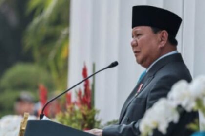Presiden Prabowo Subianto saat memimpin upacara Hari Lahir Pancasila. Foto: Instagram @prabowosubianto