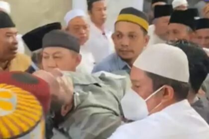 Ustaz Yahya Waloni meninggal dunia di Makassar. Foto: Tangkap layar IG @duniahariini17