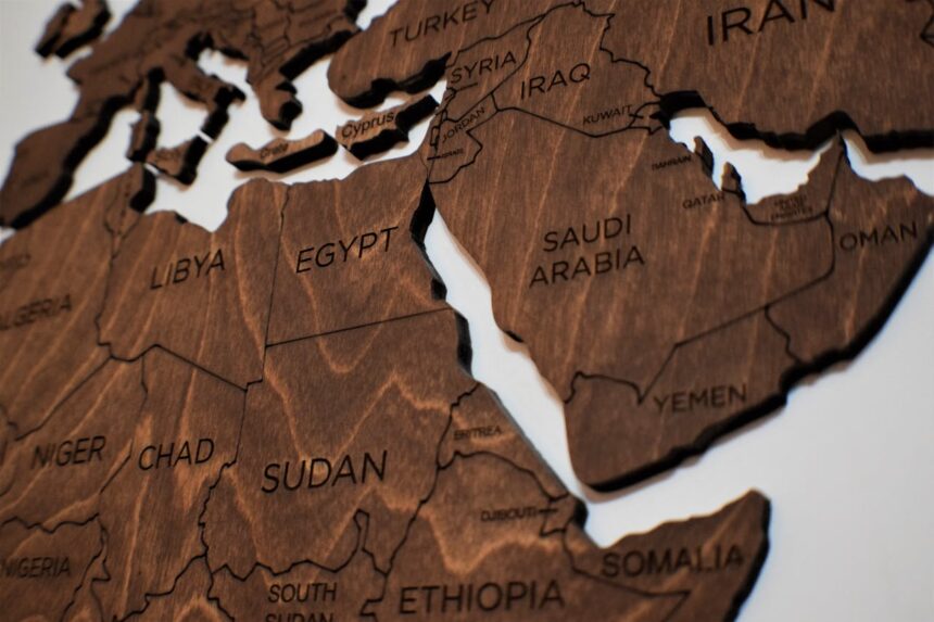 Ilustrasi Perang Iran - Israel. Foto: Anthony Bbeck/pexels