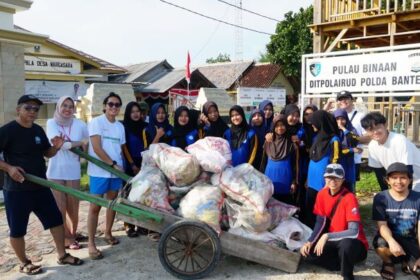 Kegiatan Sharp Untuk Bumi berhasil mengumpulkan sampah sebanyak 75,25 Kg
