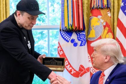 Presiden AS Donald Trump dan Elon Musk. Foto: Instagram @whitehouse