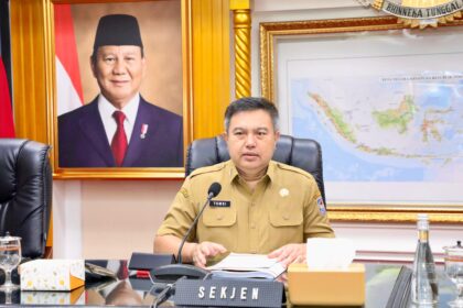 Sekjen) Kementerian Dalam Negeri (Kemendagri) Tomsi Tohir