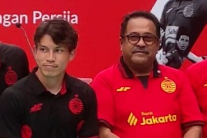 Wakil Gubernur DK Jakarta, Rano Karno saat menghadiri penandatanganan kerja sama antara Persija Jakarta dan Bank Jakarta di Taman Menteng, Kamis (17/7/2025) lalu. Foto: Ist