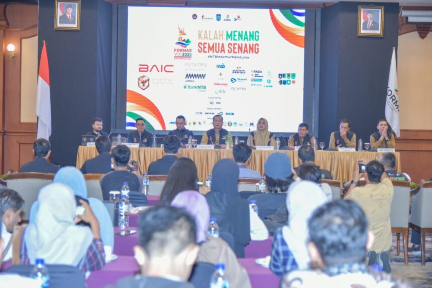 Sekitar 20.000 penggiat olahraga masyarakat mengikuti Festival Olahraga Masyarakat Nasional (FORNAS) VIII Tahun 2025 di Nusa Tenggara Barat (NTB).