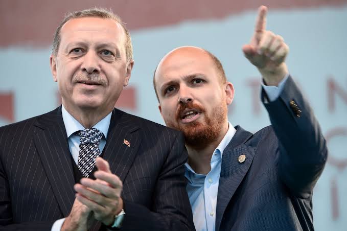 Festival Olahraga Masyarakat Nasional (FORNAS) VIII Tahun 2025 di Nusa Tenggara Barat bukan kegiatan kaleng-kaleng.Putra Presiden Turki, Bilal Erdoğan, dipastikan akan hadir sebagai tamu kehormatan internasional.