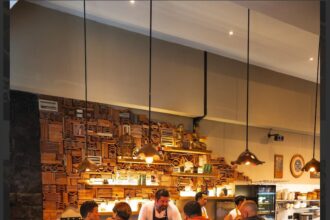 Resmi dibuka kembali Spice by Blake, sebuah destinasi kuliner baru yang telah lama dinantikan kehadirannya di Ubud.