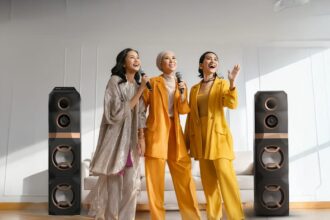 Rasakan suara yang jernah saat berkaraoke dengan Sharp speaker SAS series