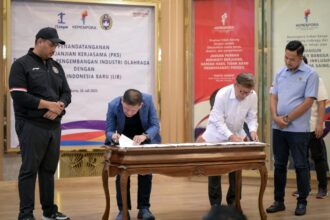 Kementerian Pemuda dan Olahraga Republik Indonesia (Kemenpora) melalui Deputi Bidang Pengembangan Industri Olahraga secara resmi menjalin kerja sama dengan PT Liga Indonesia Baru (I.League).