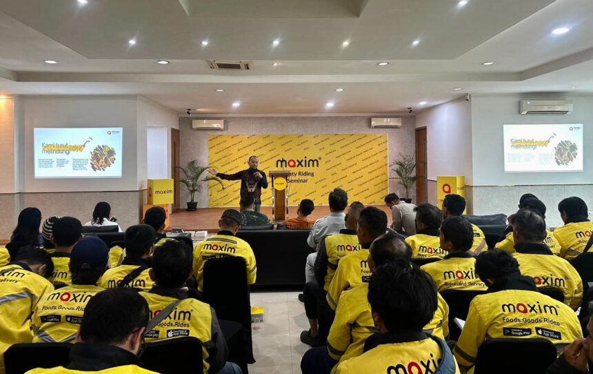 Maxim Safety Riding Seminar Fokus peningkatan kesadaran berlalu lintas khusus atau Tunetra. Foto/dra