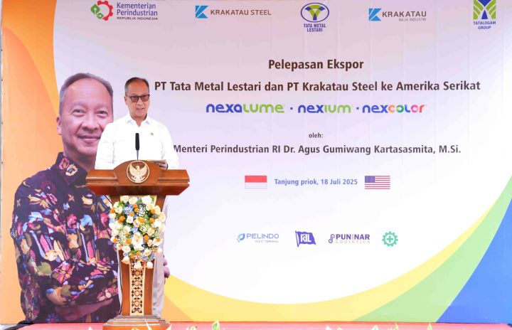 Menteri Perindustrian Agus Gumiwang Kartasasmita