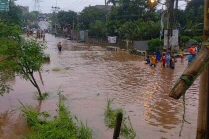 Ilustrasi banjir di Kelurahan Serua Indah, Ciputat, Tangerang Selatan (Tangsel), tepatnya di Perumahan Green Hills Serua Indah.