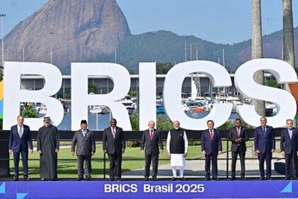 Presiden Prabowo Subianto menghadiri KTT BRICS 2025 di Museum of Modern Art (MAM), Rio de Janeiro, Brasil, Minggu (6/7/2025). Foto: BPMI Setpres