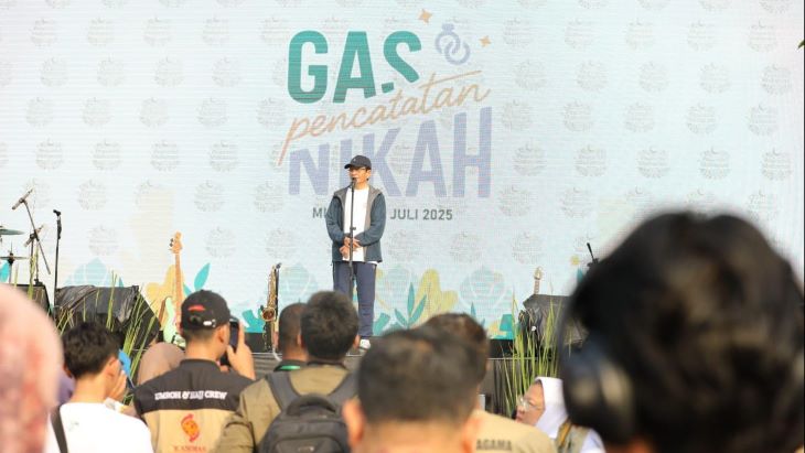 Menag Nasaruddin Umar mengingatkan masyarakat Indonesia untuk tidak terbawa arus budaya Barat dalam urusan pernikahan. Foto: Kemenag