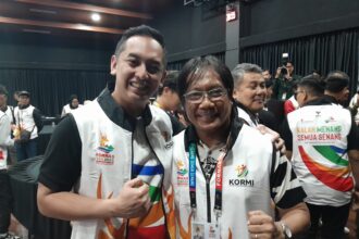 FORNAS VIII, Catat Sejarah, Antarkan Tari Kolosal NTB ke Istana Negara