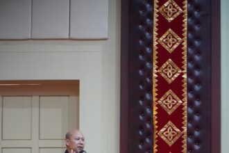 Kementerian Koordinator Bidang Pembangunan Manusia dan Kebudayaan (Kemenko PMK) mendorong kolaborasi lintas pemangku kepentingan untuk memperkuat upaya pelestarian dan pengembangan Bahasa Lampung.