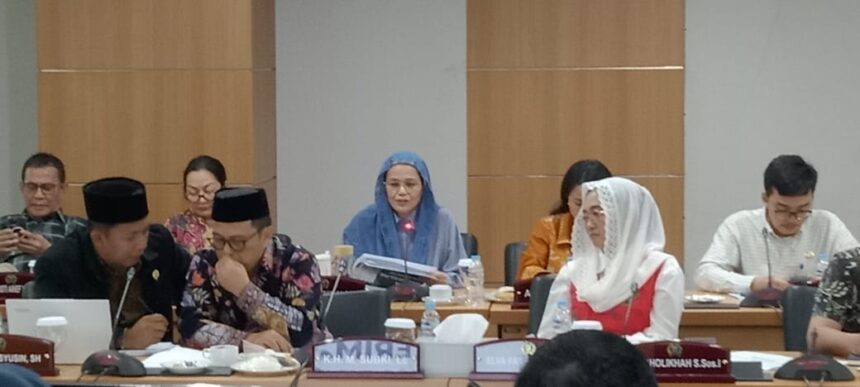 Anggota Komisi E DPRD DKI Jakarta, Desie Christiyana Sari.(Foto sofian/ipol.id)
