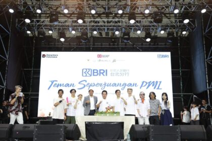 Peresmian BRI Taipei Branch yang berlangsung di New Taipei City Hall Plaza pada Sabtu (9/8/2025) dihadiri oleh Direktur Utama BRI Hery Gunardi, Direktur Treasury and International Banking BRI Farida Thamrin, Wakil Walikota New Taipei City, Kepala Kantor Dagang dan Ekonomi Indonesia (KDEI) Taipei, serta Menteri Tenaga Kerja Taiwan. Foto: Dok BRI
