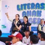 BRI Peduli selaku payung dari Program Tanggung Jawab Sosial dan Lingkungan (TJSL), kembali menunjukkan komitmennya dalam meningkatkan kualitas pendidikan di Indonesia. Salah satu bentuk nyata dari komitmen tersebut diwujudkan melalui inisiatif Program Literasi Anak Negeri. Foto: Dok BRI