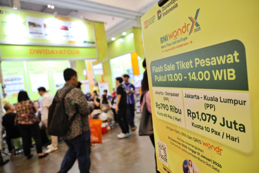 Penyelenggaraan BNI wondrX 2025 menghadirkan beragam promo spektakuler, mulai dari tiket pesawat murah, diskon besar, cashback, hingga hiburan musik, yang dapat diakses gratis dengan mendaftar di regis-wondrx.bni.co.id. Foto: Dok BNI