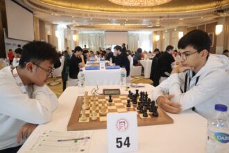 Adit vs FM Suleyman Suleymanli (2316) dari Azaerbaijan