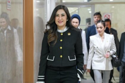 Anggota DPR Nafa Urbach. Foto: Instagram @nafaurbach