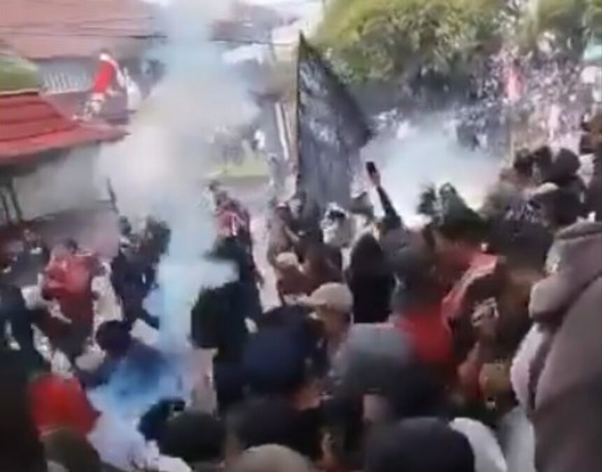 Ricu demo di Pati. Foto Tangkapan layar video warga