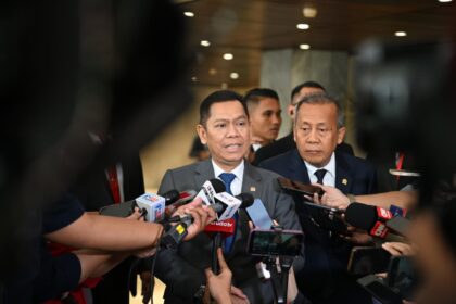 Wakil Ketua DPR RI, Adies Kadir,