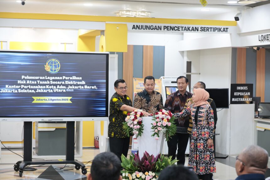 Peuncuran Layanan Peralihan Hak Tanah Elektronik. Foto: Dok Kementerian ATR/BPN