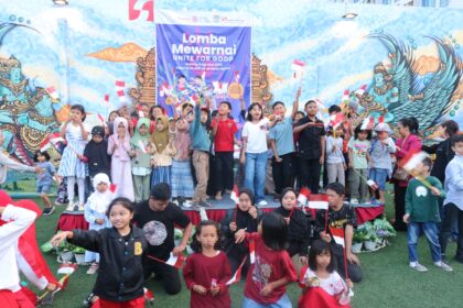Kemeriahan lomba mewarnai dan parenting class yang diadakan Swiss-Belinn Malang untuk menyambut Hari Anak Nasional dan HUT ke-80 RI. (dok. Swiss-Belinn Malang)