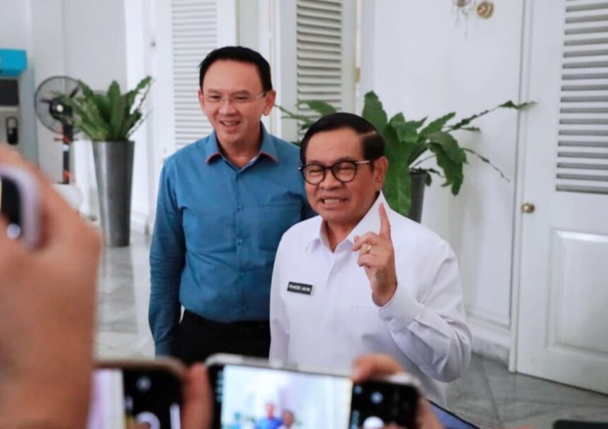 Gubernur DKI Jakarta Pramono Anung bertemu Ahok di Balai Kota. Foto: Ist