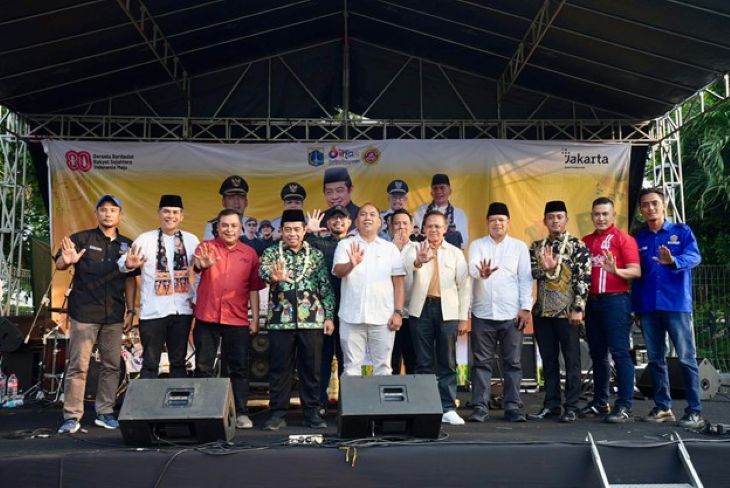 Ketua DPRD Provinsi DKI Jakarta menghadiri Karang Taruna Kembangan Fest 2025 di Kawasan Puri CNI, Jakarta Barat. (dok. Sekretariat DPRD Provinsi DKI Jakarta)