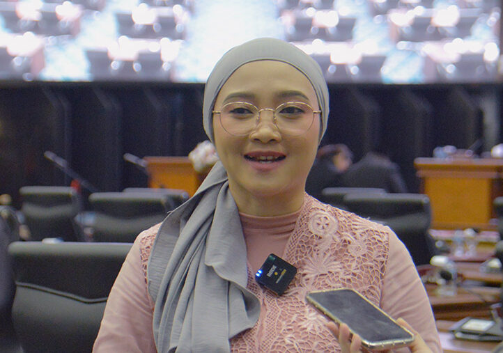 Anggota Komisi E DPRD Provinsi DKI Jakarta Elva Farhi Qolbina. Foto: dok. Sekretariat DPRD Provinsi DKI Jakarta