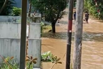 Kali Angke & Pesanggrahan Meluap 5 Wilayah di Tangsel, Tergenang Air Banjir Kiriman