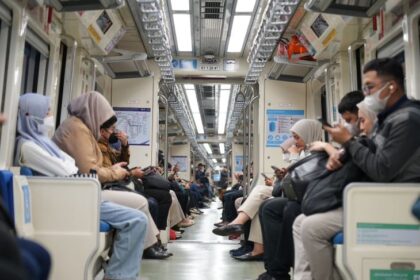 LRT Jabodebek menjalankan program pemeliharaan dan inspeksi secara berkala, mulai dari harian, bulanan, hingga tahunan, sesuai standar Direktorat Jenderal Perkeretaapian, Kementerian Perhubungan. Foto: Ist