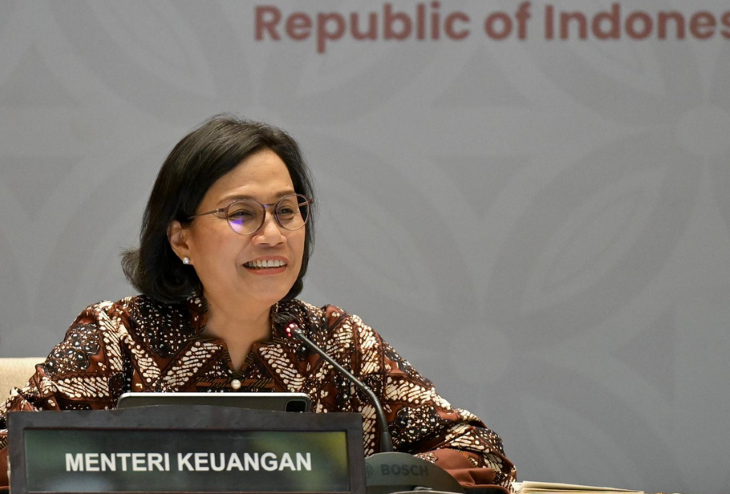 Menkeu Sri Mulyani saat memberikan pembekalan kepada para Calon Duta Besar Luar Biasa dan Berkuasa Penuh Republik Indonesia dalam kegiatan orientasi yang diselenggarakan oleh Kementerian Luar Negeri di Jakarta. Foto: Kemenkeu