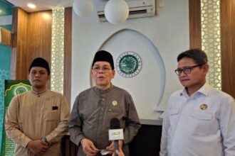 Sekjen MUI Buya Amirsyah menyambut baik kunjungan silaturahim PPATK ke Kantor MUI. Dalam pertemuan tersebut, berlangsung secara tertutup dengan suasana penuh kehangatan dan kekeluargaan.