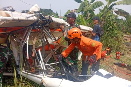 pesawat latih jatuh di bogor