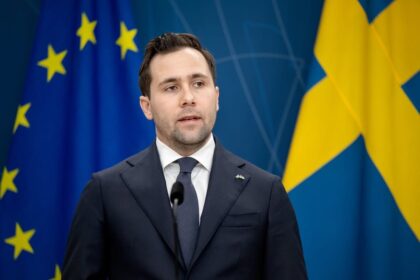 Menteri Kerja Sama Pembangunan Internasional dan Perdagangan Luar Negeri Swedia, Benjamin Dousa