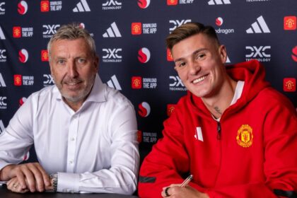 Manchester United resmi mendatangkan Benjamin Sesko dari RB Leipzig pada Sabtu (9/8/2025). Foto: Instagram @manchesterunited