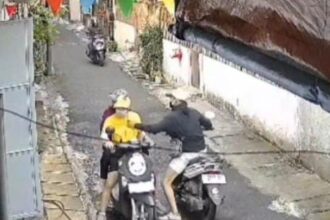 Simak, Tangkapan CVTV, Penjambret Berhasil Menggasak, Kalung Pengemudi Motor, di Kawasan Tambora, Jakbar