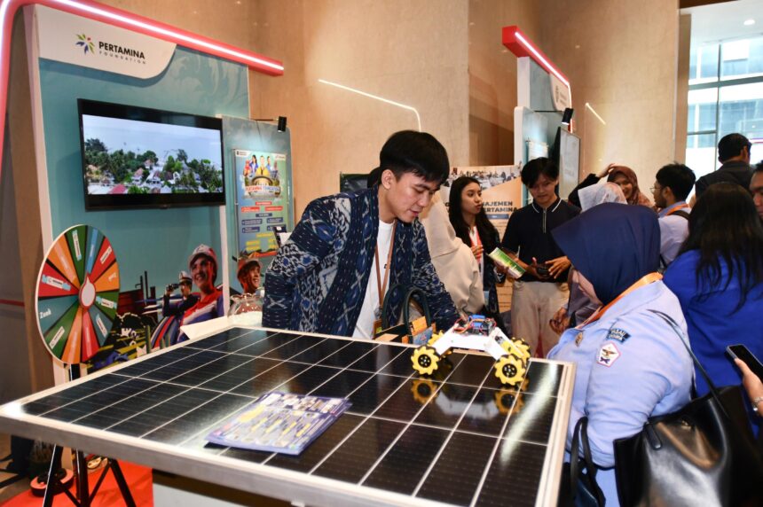 Energynovation Ideas Competition diikuti oleh 822 mahasiswa dari 247 perguruan tinggi di 30 provinsi di seluruh Indonesia. Setelah melalui proses seleksi ketat oleh Dewan Juri Independen yang terdiri dari akademisi, praktisi, dan pakar energi, terpilih sepuluh peserta dengan inovasi energi berpotensi besar bagi pengembangan energi berkelanjutan di Indonesia. Foto: Dok Pertamina
