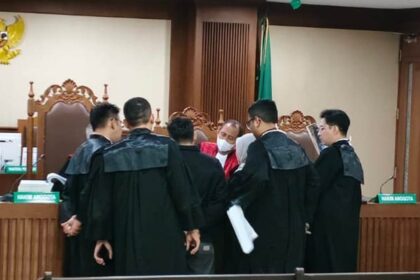 Sidang sengketa tambang antara PT Position dan PT Wana Kencana Mineral (WKM). Foto: Ist