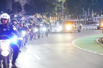 Jajaran Tentara Nasional Indonesia (TNI) terus melaksanakan patroli bersama secara intensif di wilayah Ibu Kota dan sekitarnya sejak Minggu (31/8/2025). Foto: Dispenad