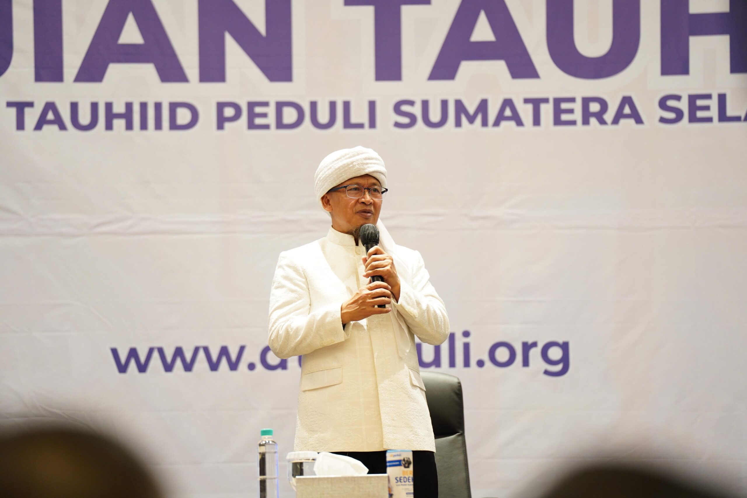 Perkuat Nilai Spiritual, Pegadaian Hadirkan Safari Dakwah Bersama KH Abdullah Gymnastiar 2 PT Pegadaian Kantor Wilayah III Sumbagsel menggelar Safari Dakwah yang menghadirkan KH Abdullah Gymnastiar (Aa Gym).