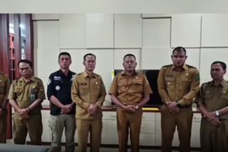 Wali Kota Prabumulih Arlan membantah telah mencopot Kepala Sekolah SMP Negeri 1 Prabumulih Roni Ardiansyah, setelah beredar video viral di medsos. Foto: Tangkap layar IG @medsoszone